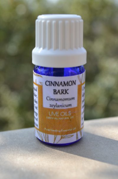Alive Oils Cinnamon Bark Pure Essential Oil – A strong anti-infectious, anti-bacterial pain-calming oil for bronchitis, colds, flu, immunity, toenail fungus, bladder infection, dyspepsia.