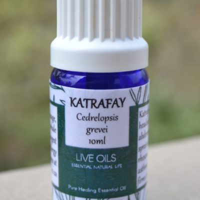 Alive Oils Katrafay Pure Essential Oil - Cedrelopsis grevei -A brain energising tonic and strong anti-inflammatory pain-calming oil for headaches, arthritis, rheumatism, sore muscles, coughs, and eczema.