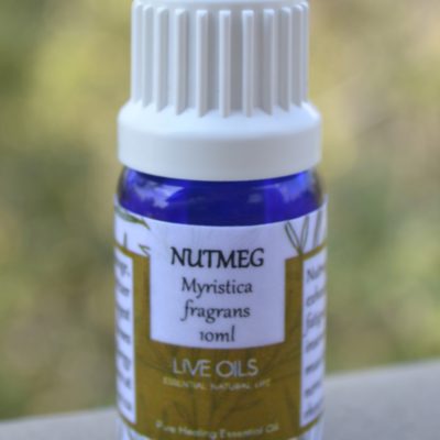 Alive Oils Nutmeg Pure Essential Oil - Myristica fragrans - A pain-calming, anti-bacterial oil that is excellent for stress, focus, circulation, gout, arthritis, rheumatism, sore joints, muscular pain.